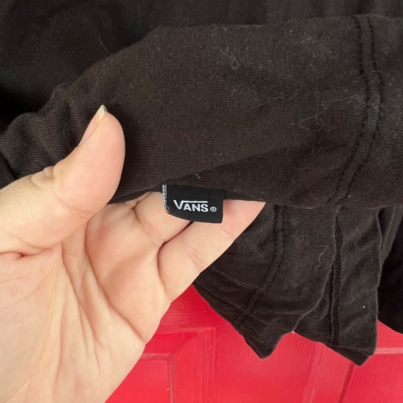 Women's Extra Large Flower Vans Long Sleeve Black Shirt Casual Attire Sreetwear - Picture 6 of 6